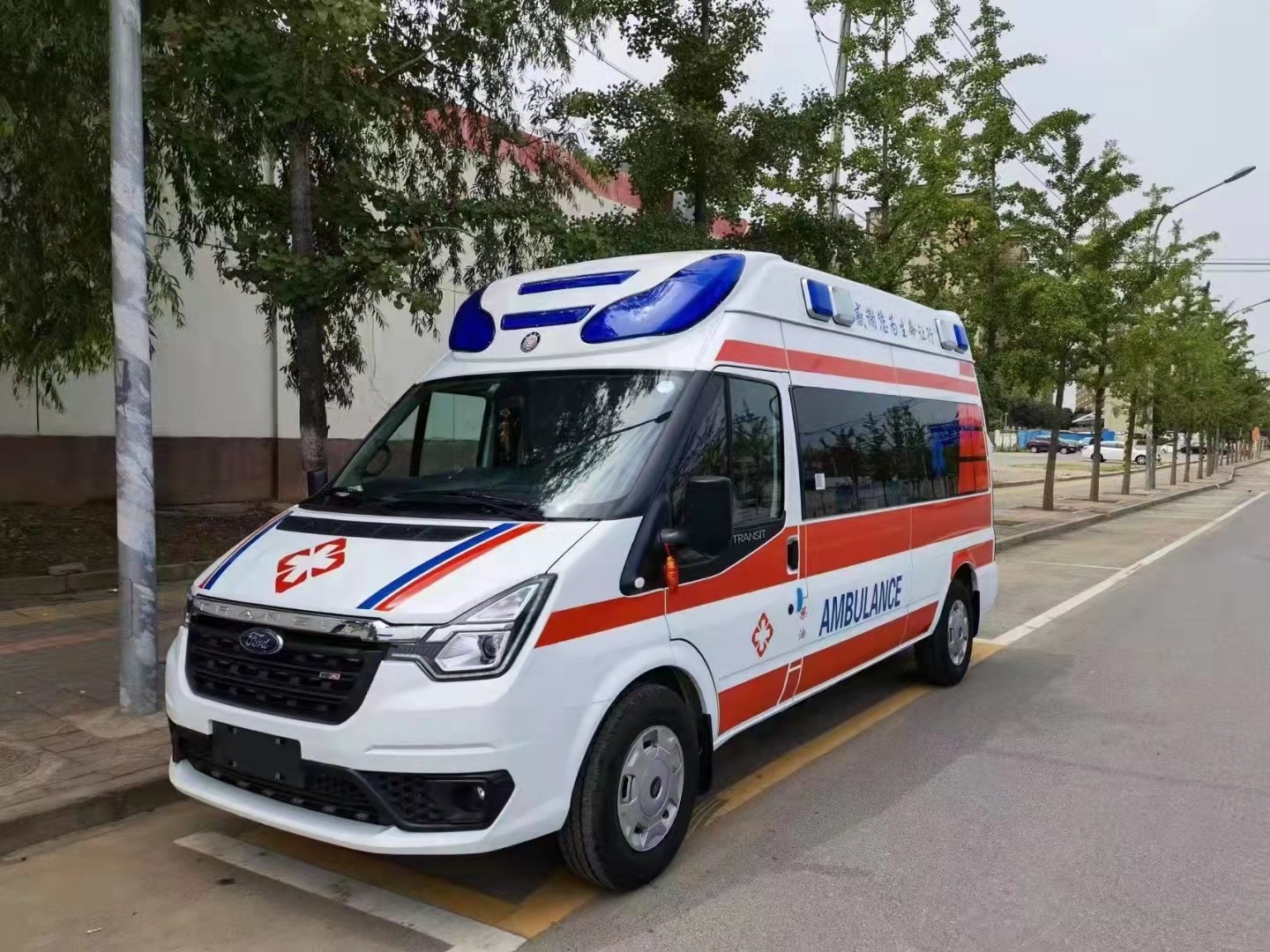 和政县妇婴监护型护送